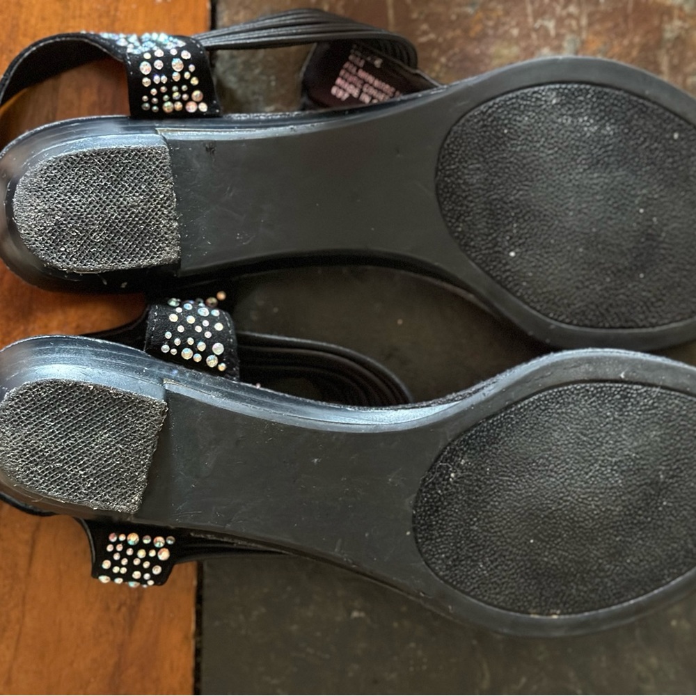 Sandals - Picture 2 of 2
